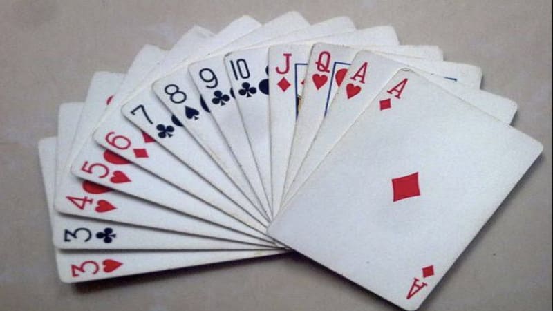 Vì sao phải ghi nhớ bài khi chơi Tiến Lên Miền Nam?